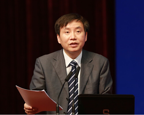 李迅.jpg